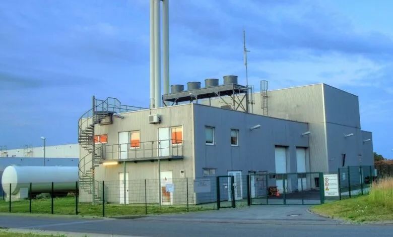 ejemplos de dilatación térmica en la vida cotidiana